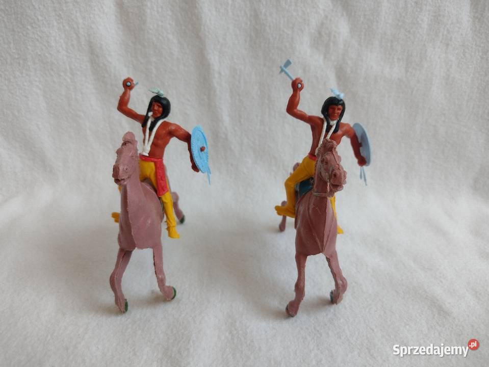 PRL Żołnierzyki Indianie na Koniu