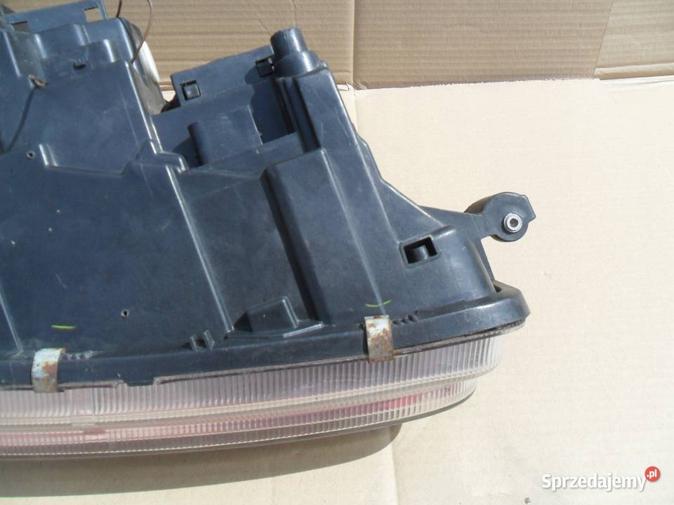 Mercedes Reflektor xenon Lewy