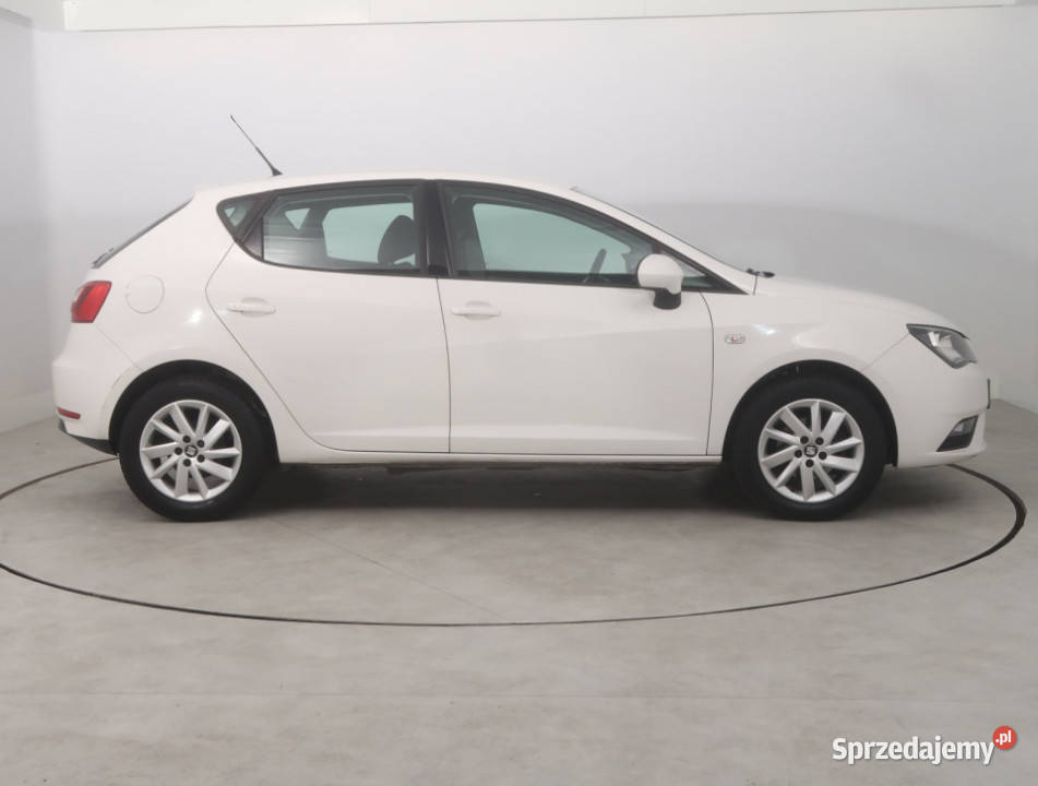 Seat Ibiza 12 TSI Hatchback sprzedam