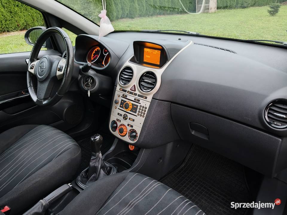 Opel Corsa 14 benzyna stan podkarpackie Rzeszów