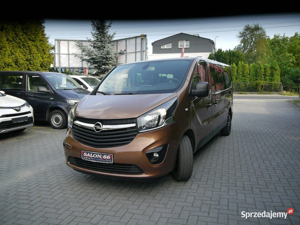 Opel Vivaro 8os 150 Navi Kamera Stan