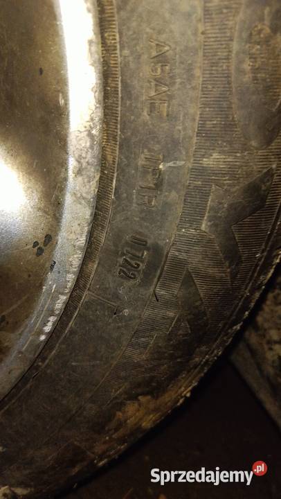Felgi stalowealuminiowe z oponami 4x108 Audi 80