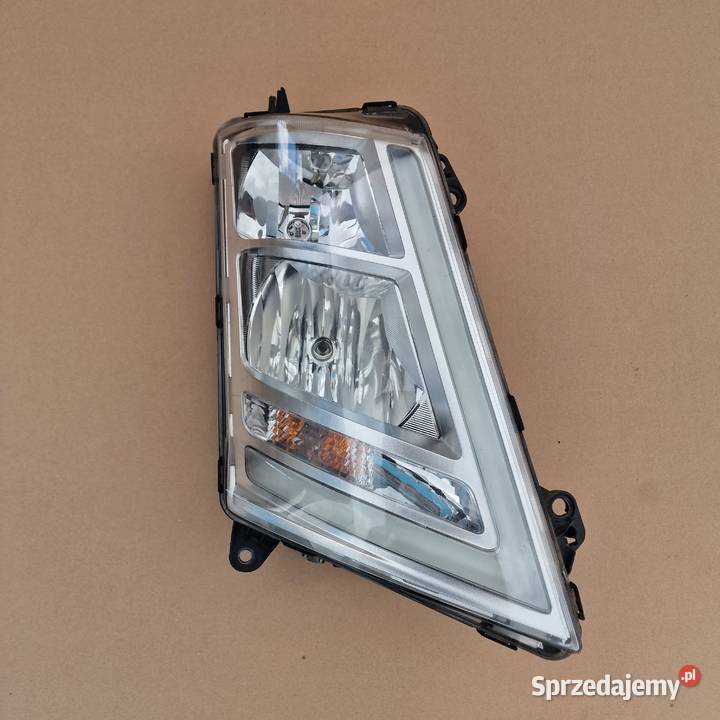 VOLVO FH4 REFLEKTOR LAMPA PRZÓD PRAWA ORYGINAŁ Lampy przednie lubuskie Bieleń