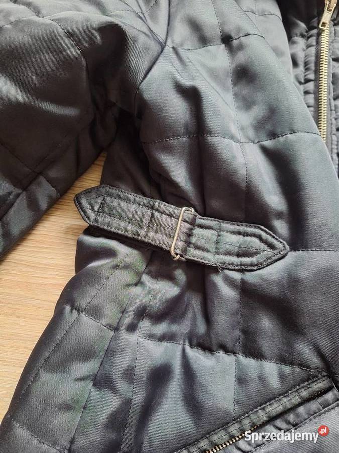 Cudna czarna kurtka z futerkiem jesienna Kraków