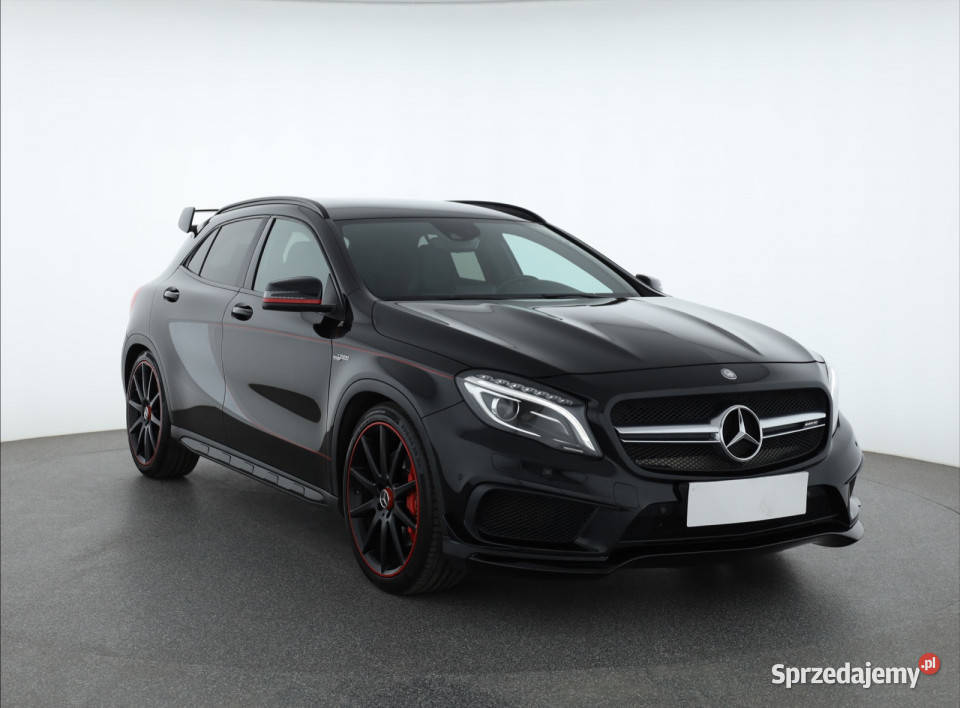 Mercedes GLA GLA 45 AMG elektrycznie ustawiane fotele