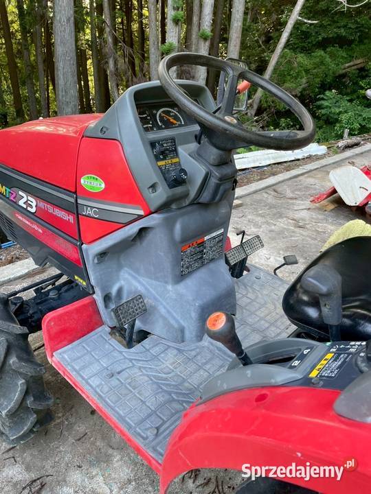 Traktor Mitsubishi MTZ23D 23 44 Skrzynia biegów Manualna Skała sprzedam