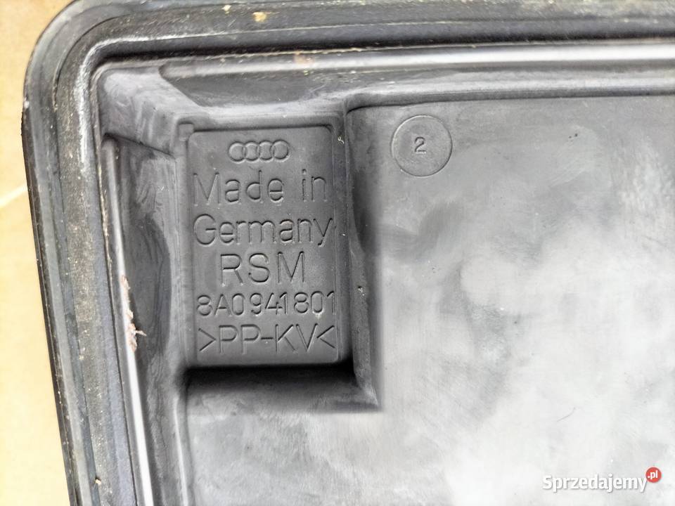 Audi 80 B3 B4 8A0941801 OSŁONA SKRZYNKI