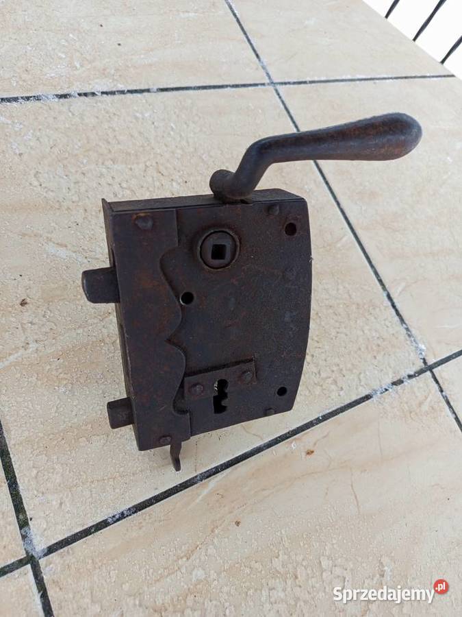 Zamek drzwi drewnianych stary łódzkie Zgierz