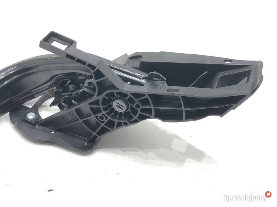 PEDAŁY BMW G30 6861771 30 320 sprzedam