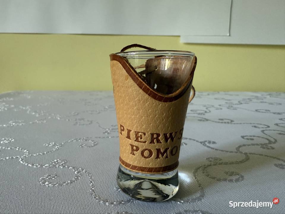 Szklany Kieliszek Imprezowy Pierwsza Pomoc Do Czerwionka-Leszczyny sprzedam