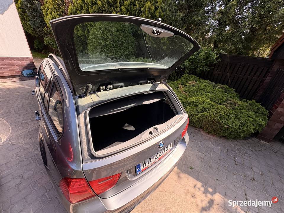 BMW seria 3 e91 2009r LCI 20l 170 manual Warszawa sprzedam
