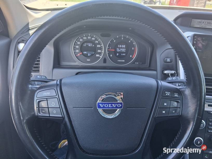 VOLVO XC60 20 D3 163 5 cylindrów Automat Kamera isofix sprzedam