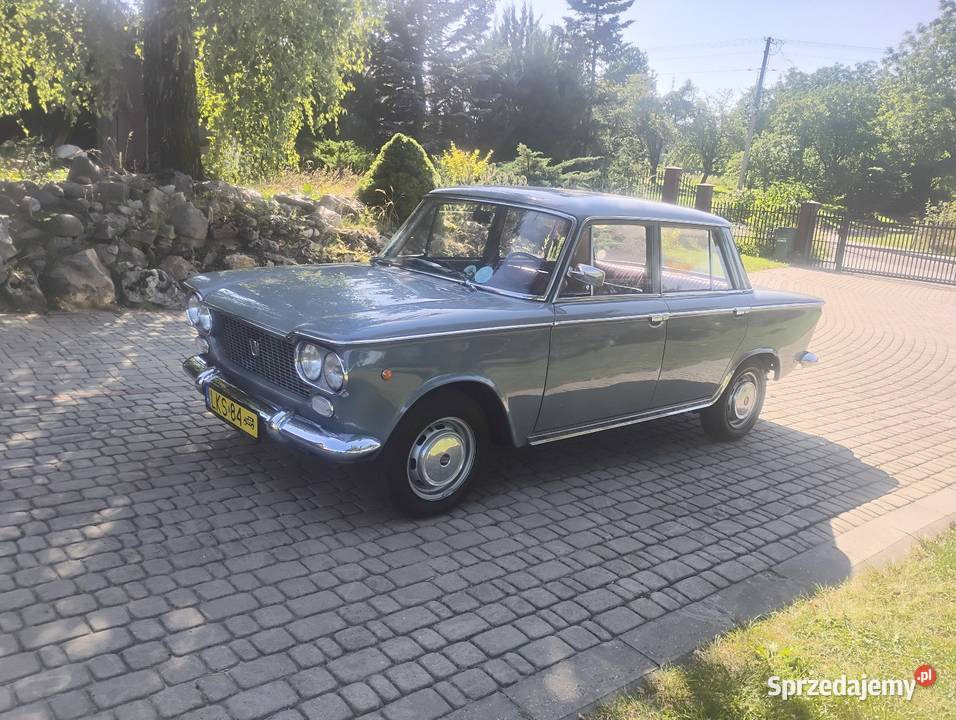 Fiat 1300 Berlina auto do ślubu Wynajem pojazdów Chełm