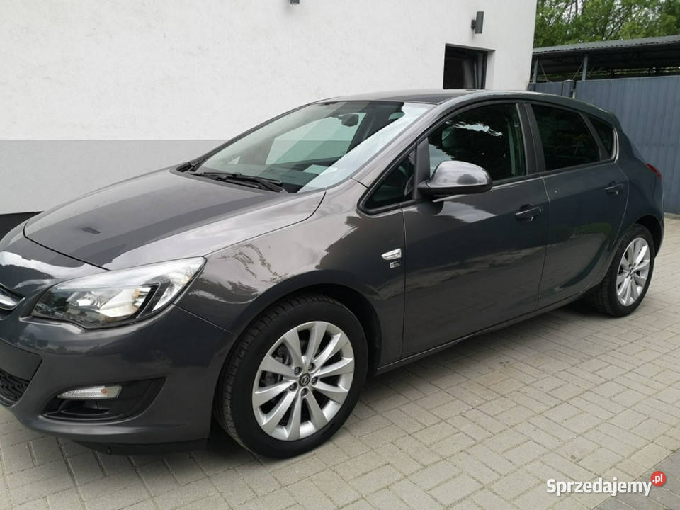 Opel Astra 14 T 140 Klimatr Nawi Parktr Temp Alu przyciemniane szyby Strzegom