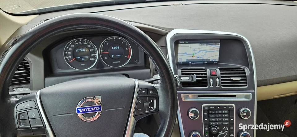 Volvo XC 60 Volvo XC60 r2012 20D 163 Ocean Race Pomiechówek