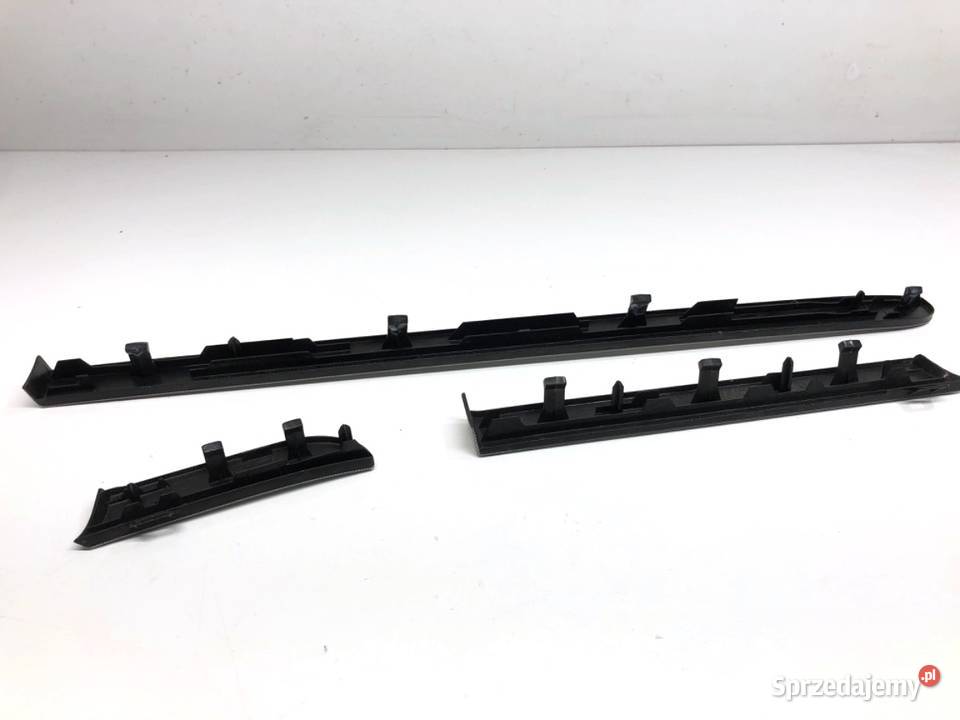 LISTWY DEKOR VW TOURAN 1T1858418B Minivan 0310 osobowe podkarpackie