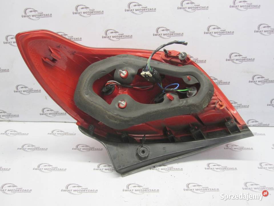 MOKKA A 15r lampa lewa tył 4M19