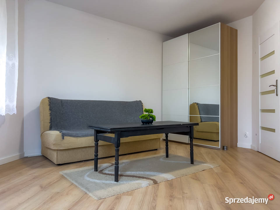 Sprzedam mieszkanie 2 pokoje 423m2 piwnica 5m2 własność Piaseczno
