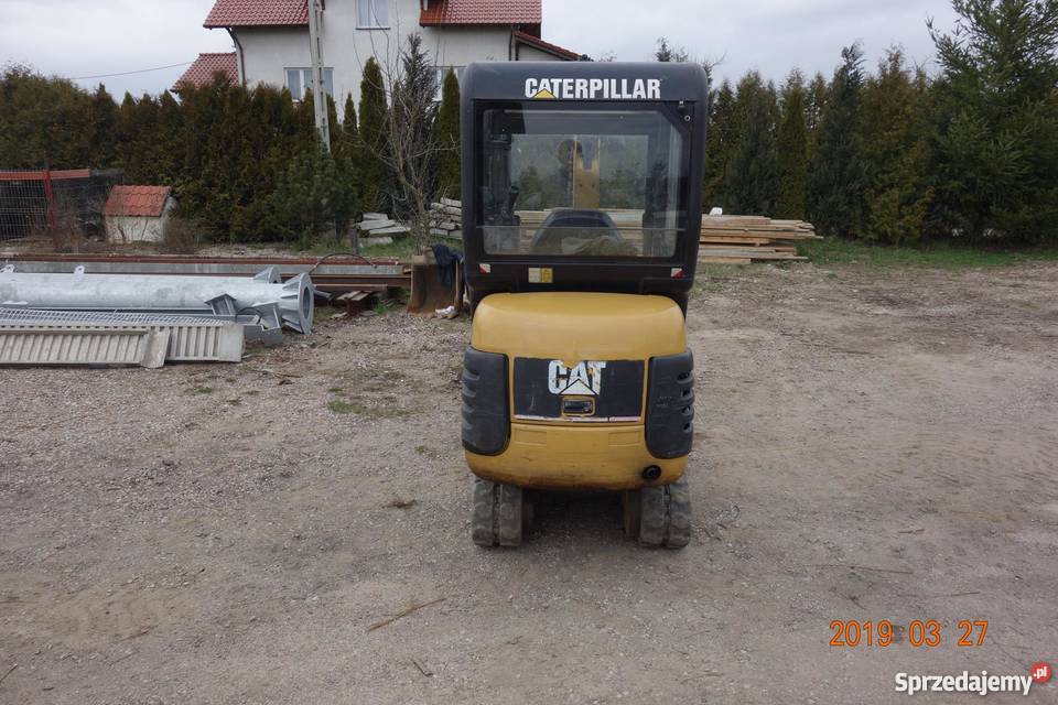 minikoparka CAT 3018 Chojnice