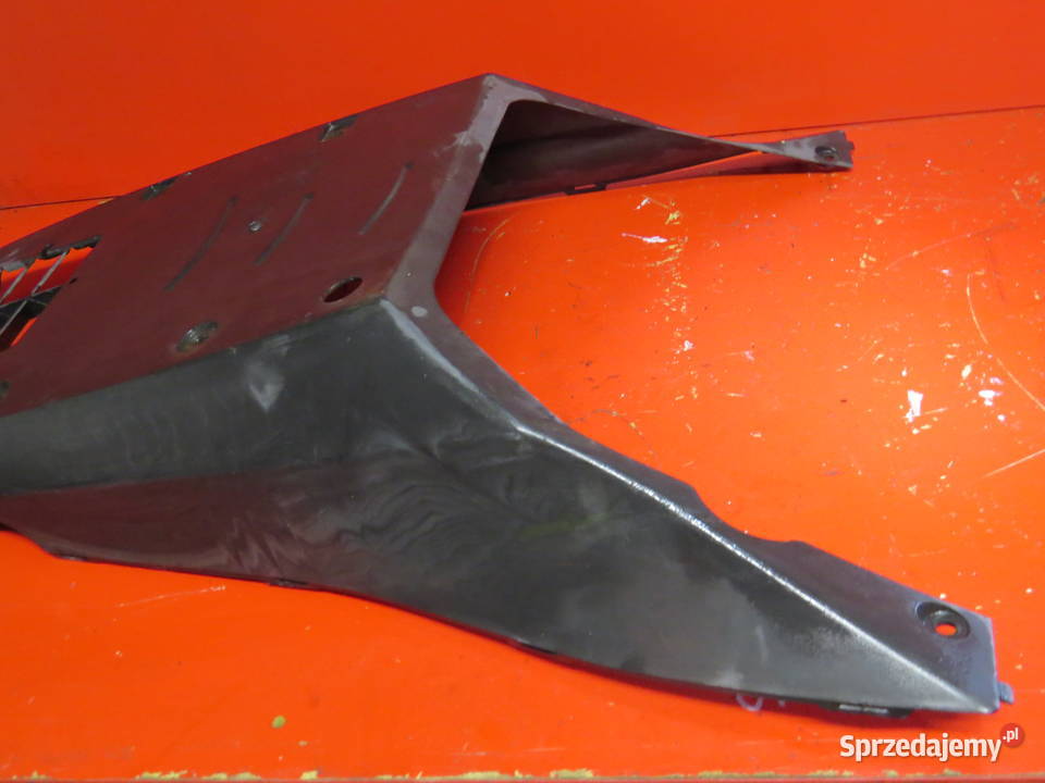 SUZUKI BURGMAN K7 200 125 150 osłona silnika