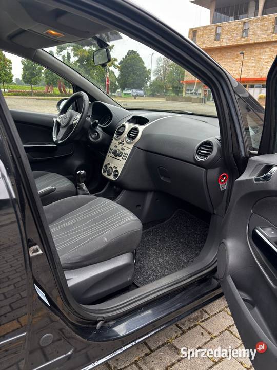 Opel Corsa 12 16V śląskie