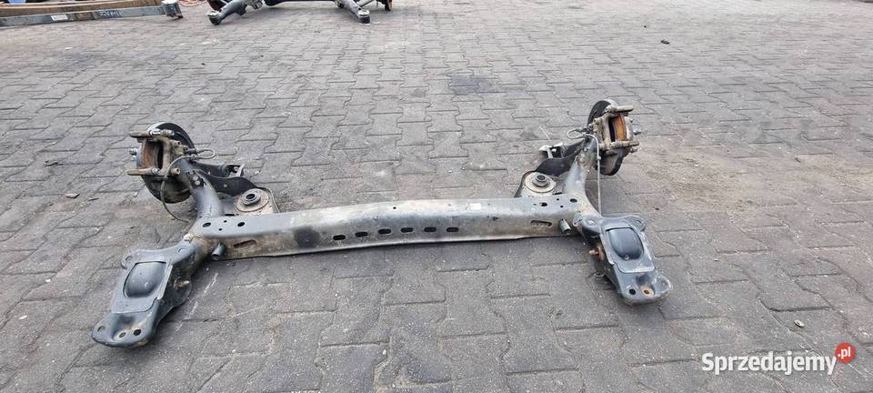 BELKA SANKI TYŁ SKODA OCTAVIA III Lipno