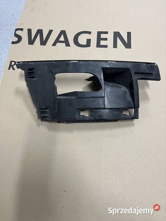 Ślizg zderzaka prawy Audi TT 8J 8J0 807 096 Wągrowiec