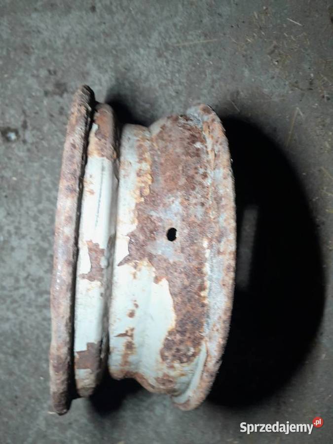 Fiat 126p kolo felga cytrynka wielkopolskie Czajków