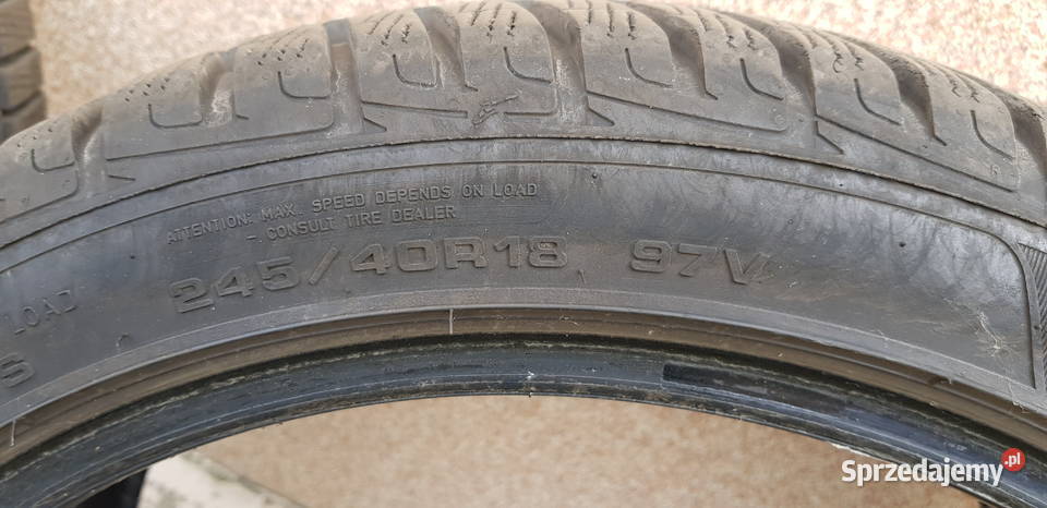 4 x Goodyear Ultra Grip Performance zimowe 24540 245 Chorzów