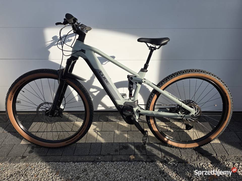 Rower elektryczny CUBE STEREO HYBRID 120 RACE Elektryczne Jelenia Góra sprzedam