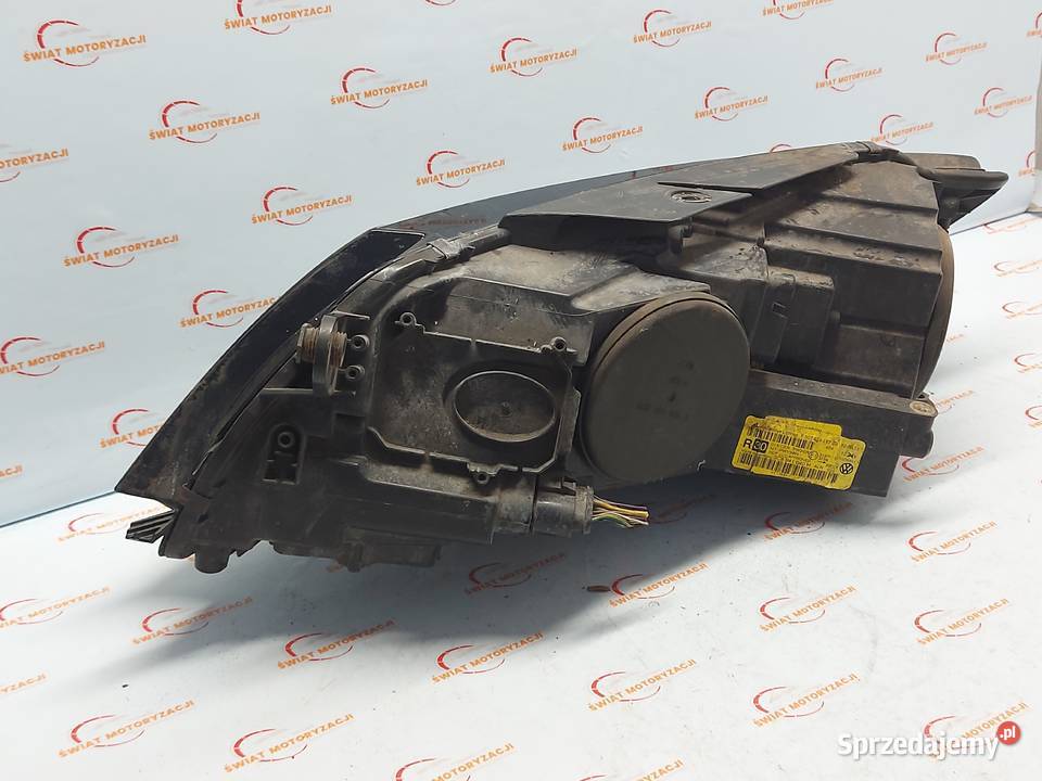 VW PASSAT CC LIFT 15r lampa prawa przód Kielce