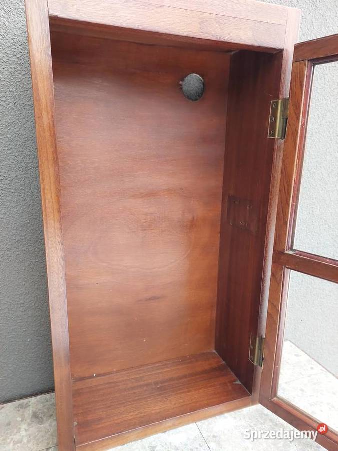 Stara szafka witryna witrynka klasyczna F034 Meble Tczew sprzedam