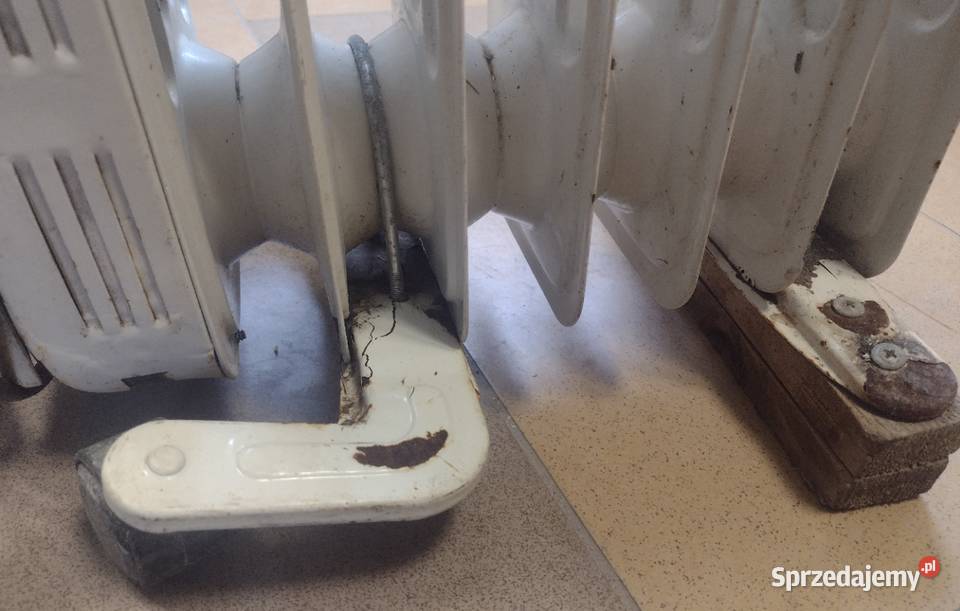 Grzejnik olejowy HD9077Q 1500 W Stargard