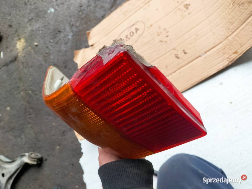 AUDI 100 80 90 B3 B4 lampa tyłl tylna lewa lubelskie Kamień-Kolonia