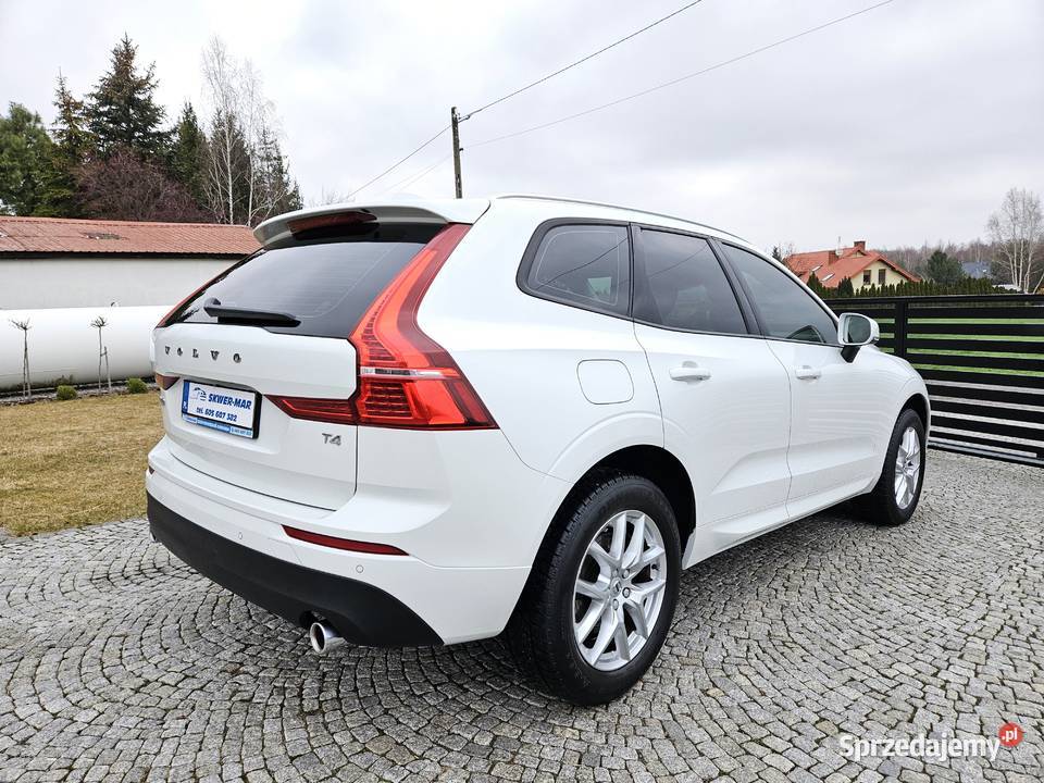 VOLVO XC60 MOMENTUM SalonPL 1WŁ 2019 XI 20 T4 MP3 sprzedam