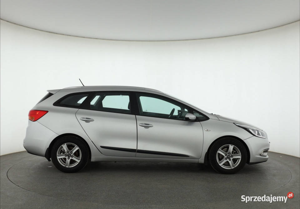 Kia Ceed 16 CRDi Kombi Piaseczno sprzedam