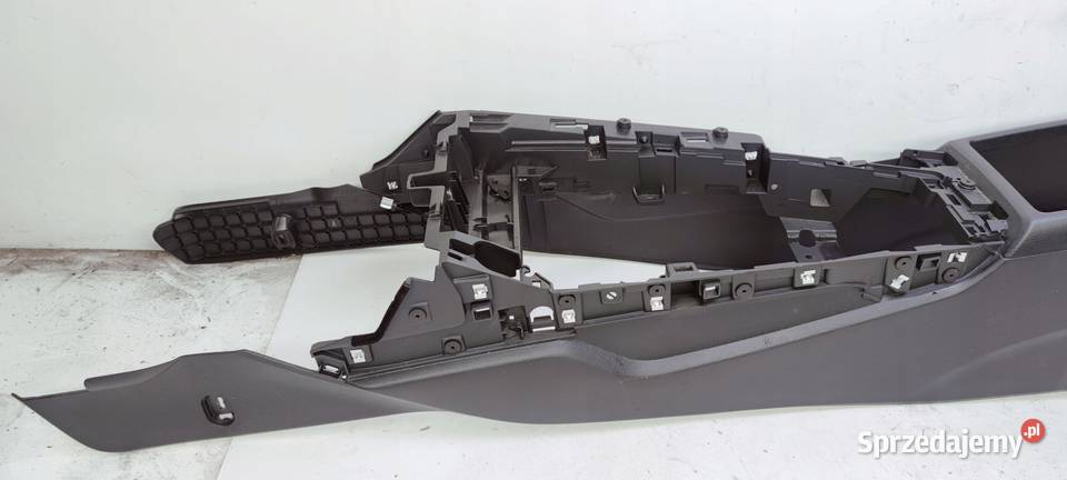 TUNEL ŚRODKOWY AUDI A4 B9 A5 8W 8W1863241A Przystajń