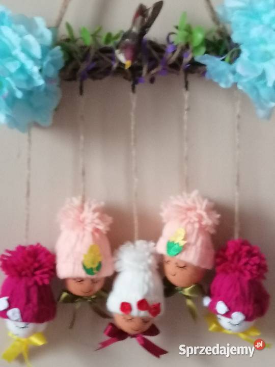 Zawieszka wielkanocna z jajek w czapeczkach Katowice