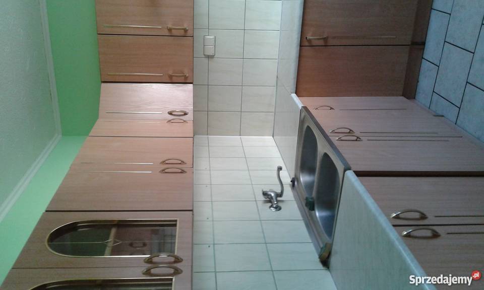 sprzedam DOM w ROGOŻNIKU do zamieszkania zaraz 1 piętro Domy Rogoźnik