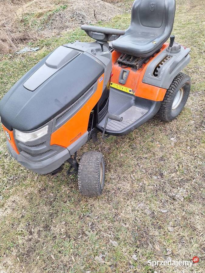 traktorek bez kosiska Husqvarna YTH150 kawaski 2 Reszel sprzedam