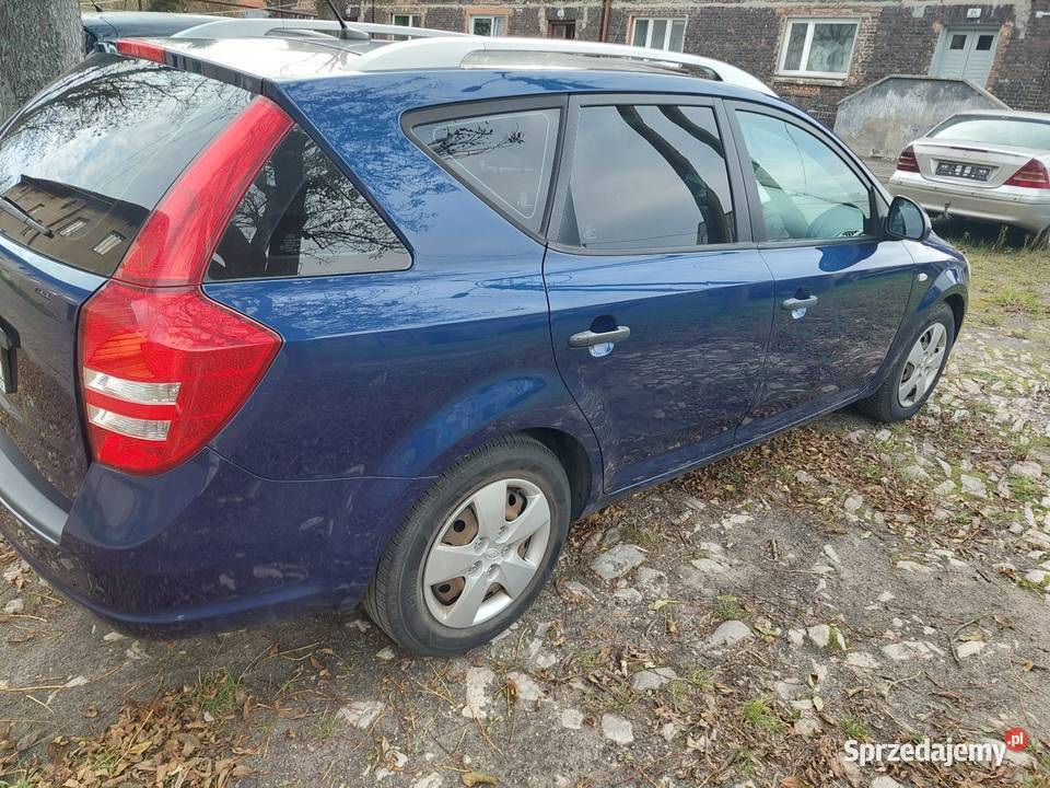 Kia ceed 14 benzyna 188przebiegu isofix Dąbrowa Górnicza