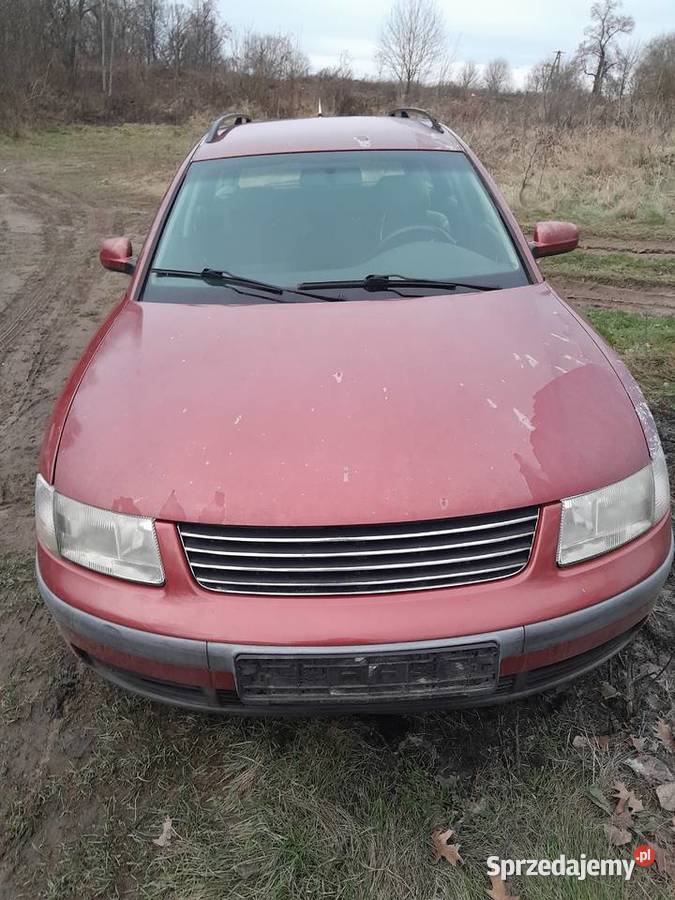 Passat b5 kombi 16 benzyna w całości na części Świerzawa