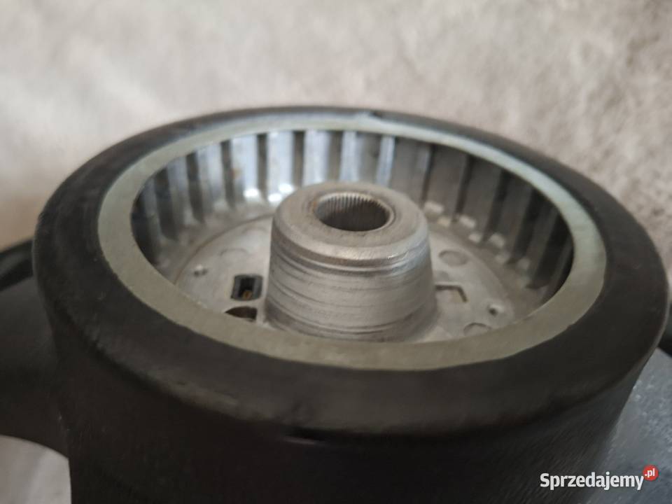Kierownica BMW trójramienna e30 e32 e34 e24 e28