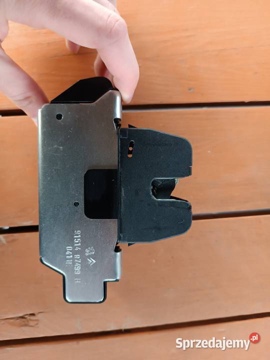 Zamek klapy bagażnika Peugeot 208 Turek