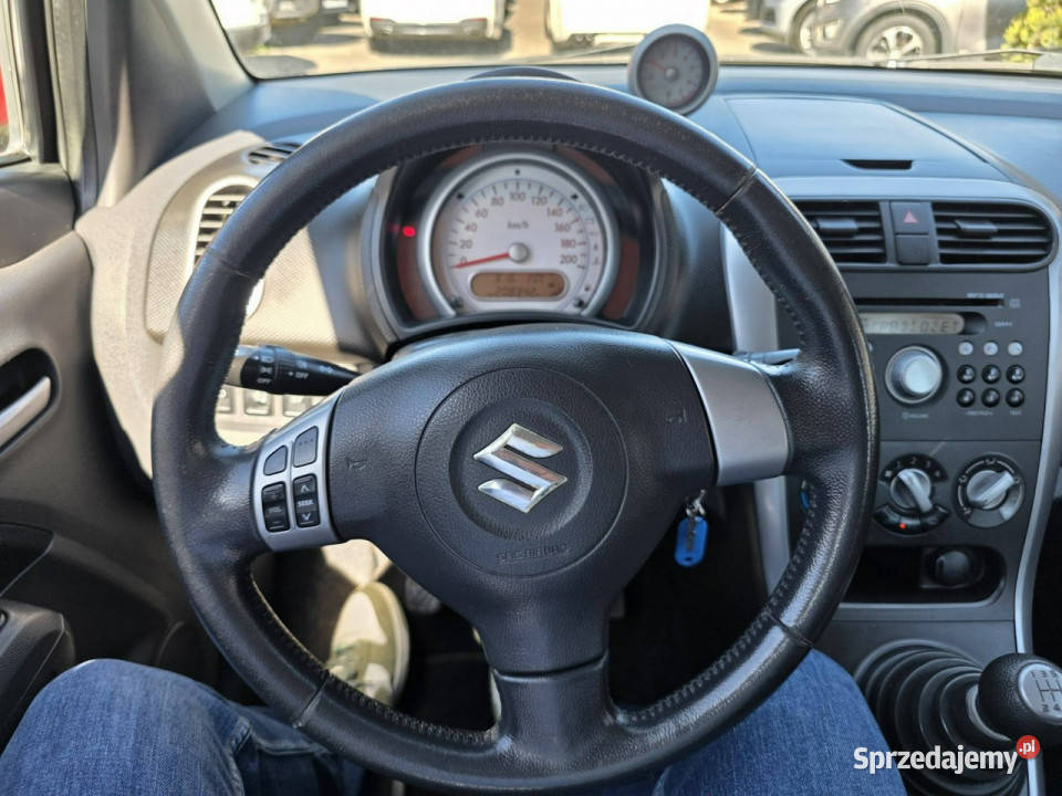 Suzuki Splash 12 Benzyna 86 Klimatyzacja czujnik deszczu sprzedam