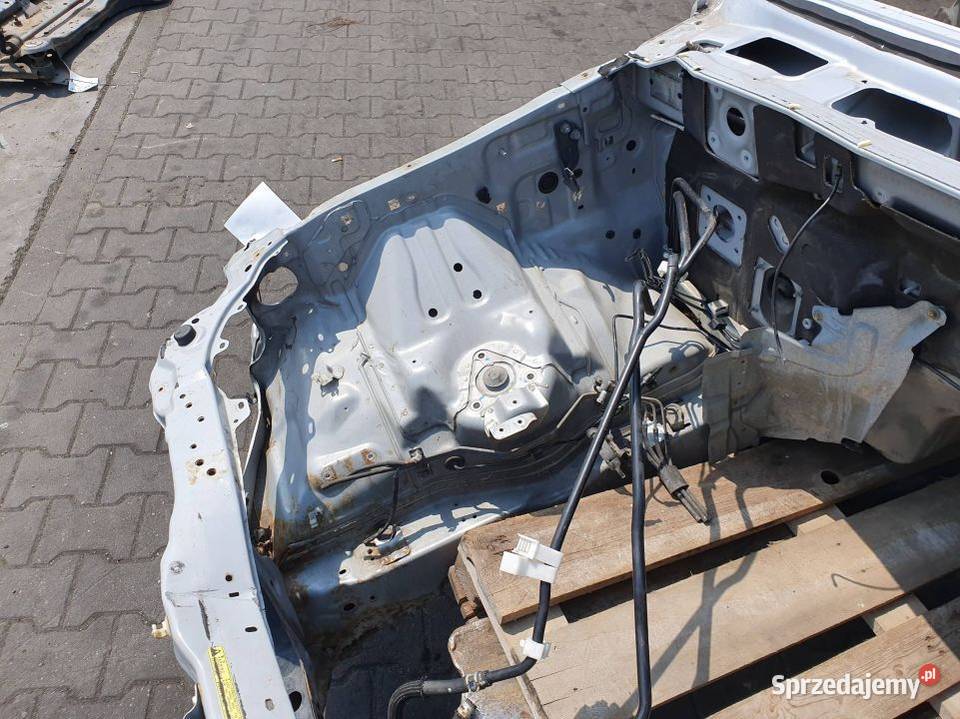 ĆWIARTKA PRAWA PRZÓD MITSHUBISHI PAJERO IV Lipno