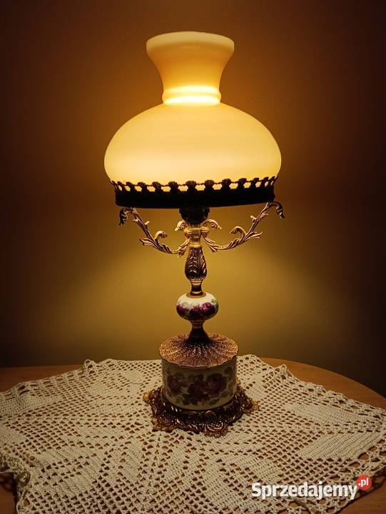Stylowa lampa stołowa Kielce