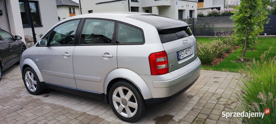 Audi a2 z kompletem opon zimowych benzyna sprzedam