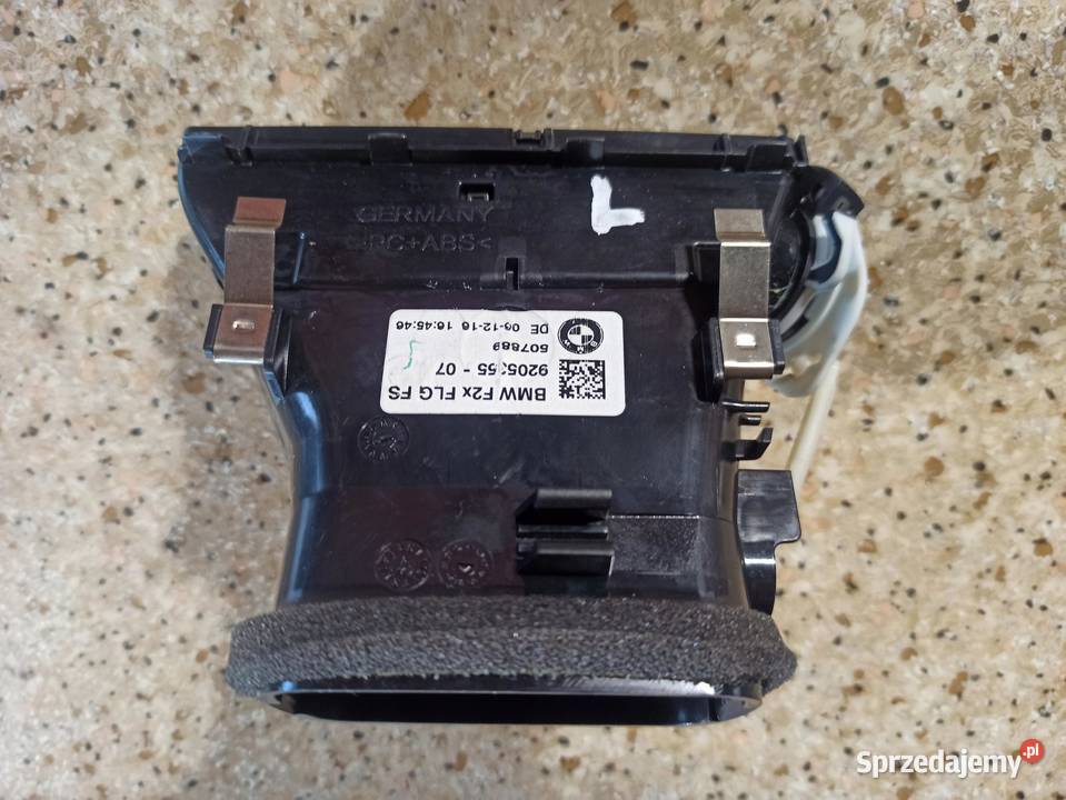 BMW F20 F21 Kratka wlot powietrza lewa 9205355 Kratki nawiewu Kratki nawiewu
