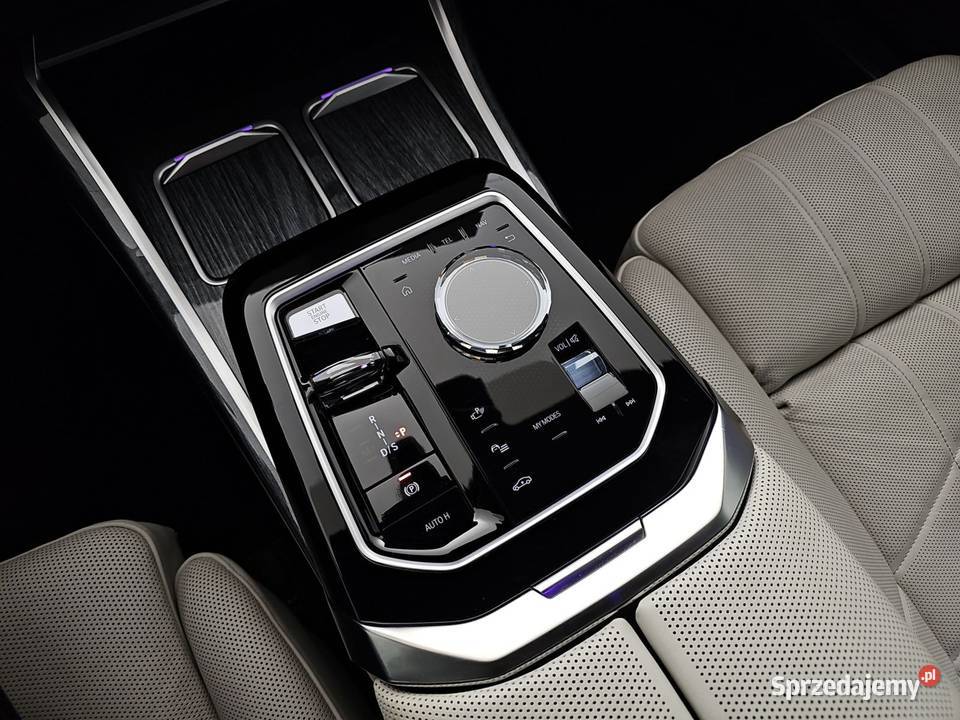 740d xDrive mHEV M Sport sportaut